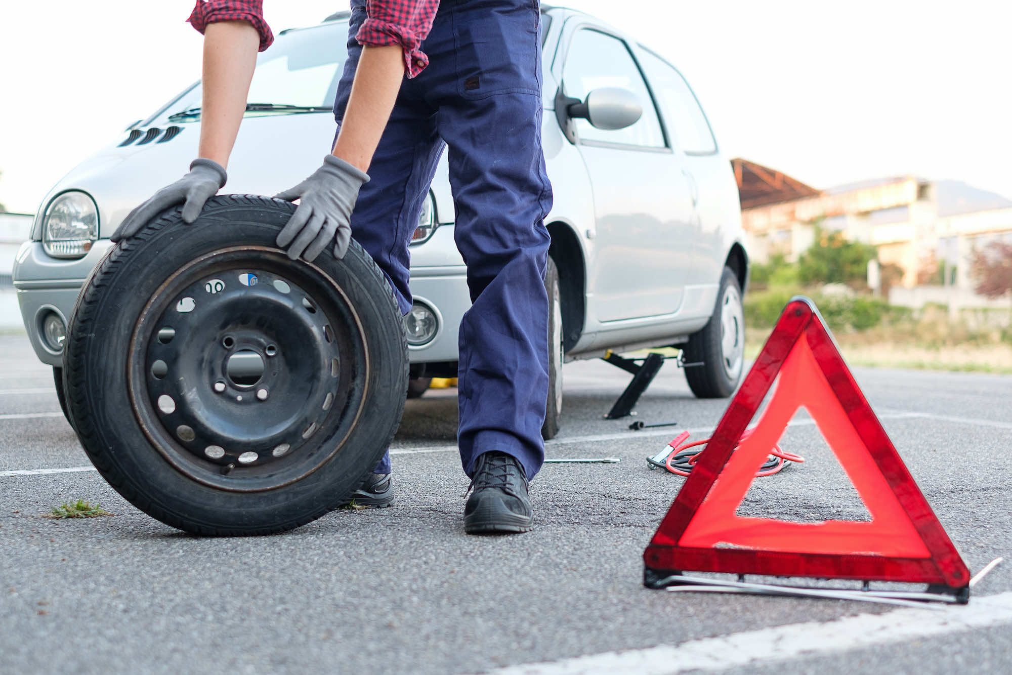 tire change roadside London Ontario